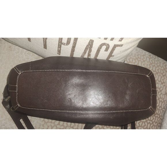 Vintage Coach 1417 East West Legacy Shoulder Bag in Brown Soft Leather 1417 - Picture 10 of 11